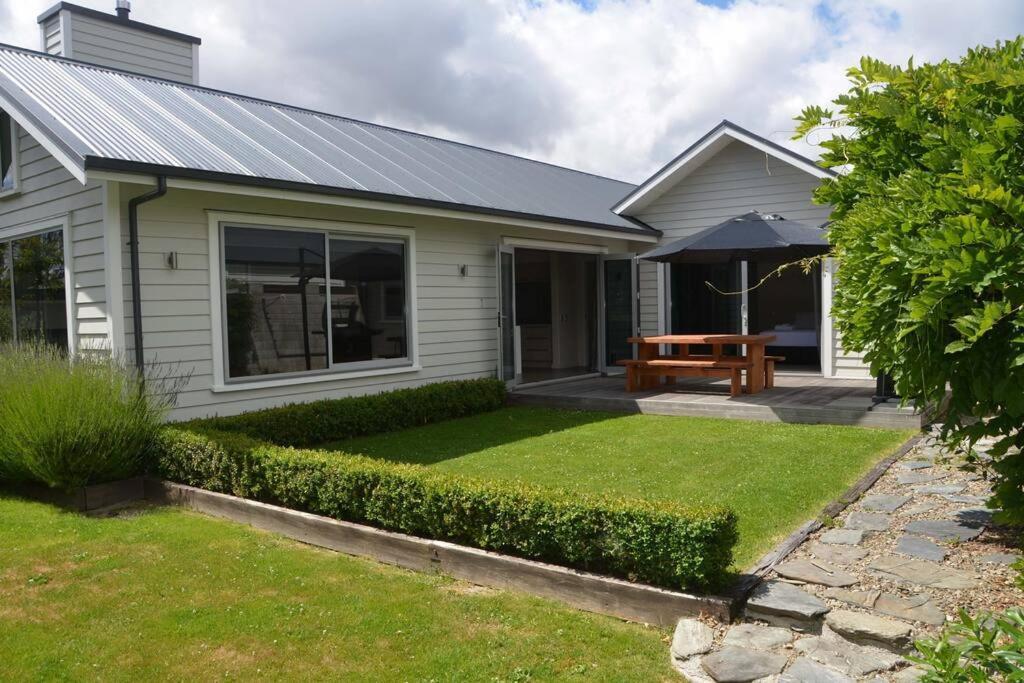 Roy'S Bay Luxury Accommodation Wanaka Exterior foto